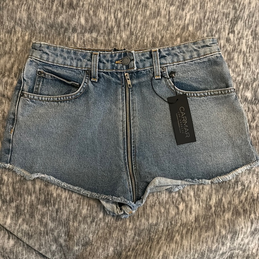 Carmar Full Zip Shorts NWT 🩵